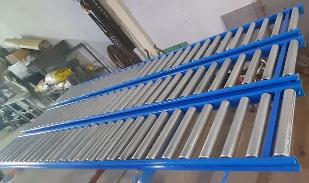 Sản phẩm gia công cơ khí: con lăn băng tải